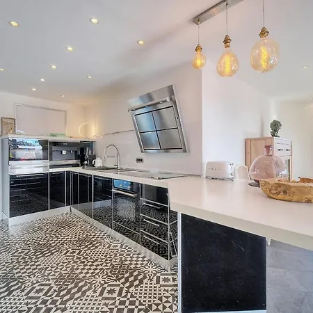 Apartment Immogroom -rooftop 150m2 -terrace 150m2 -parking -wifi - Ac Cannes
