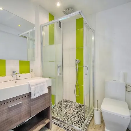 Immogroom -rooftop 150m2 -terrace 150m2 -parking -wifi - Ac Apartment *