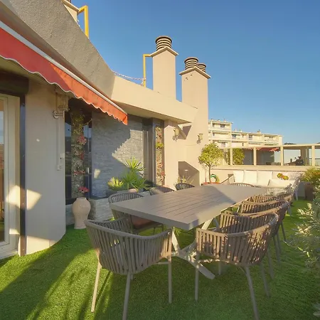 Apartment Immogroom -rooftop 150m2 -terrace 150m2 -parking -wifi - Ac *